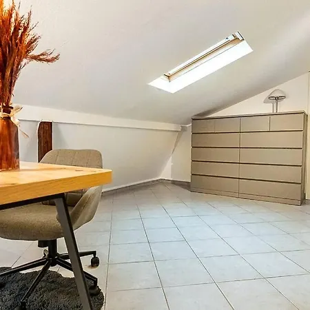 Lägenhet Loft Mit Billard-tisch Und Ps4 *