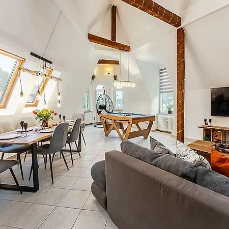 Lägenhet Loft Mit Billard-tisch Und Ps4 *