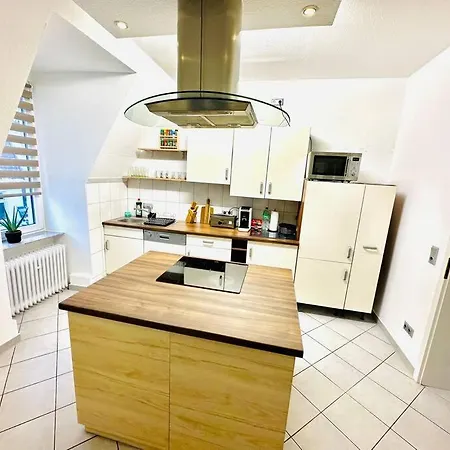 Loft Mit Billard-tisch Und Ps4 Lägenhet *