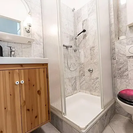 Loft Mit Billard-tisch Und Ps4 *