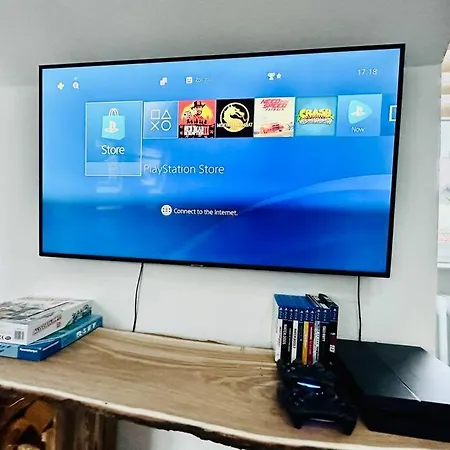 Loft Mit Billard-tisch Und Ps4 * וופרטל