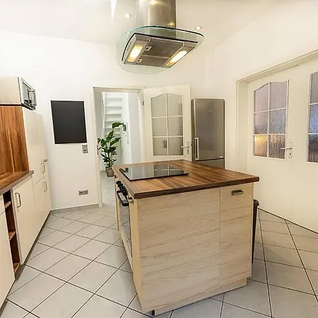 Lägenhet Loft Mit Billard-tisch Und Ps4 *