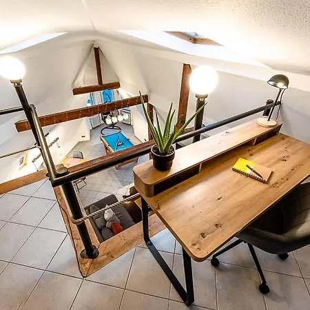 Loft Mit Billard-tisch Und Ps4 Lägenhet *