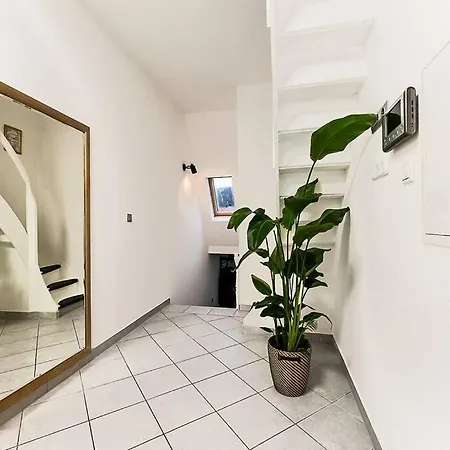 Lägenhet Loft Mit Billard-tisch Und Ps4 *